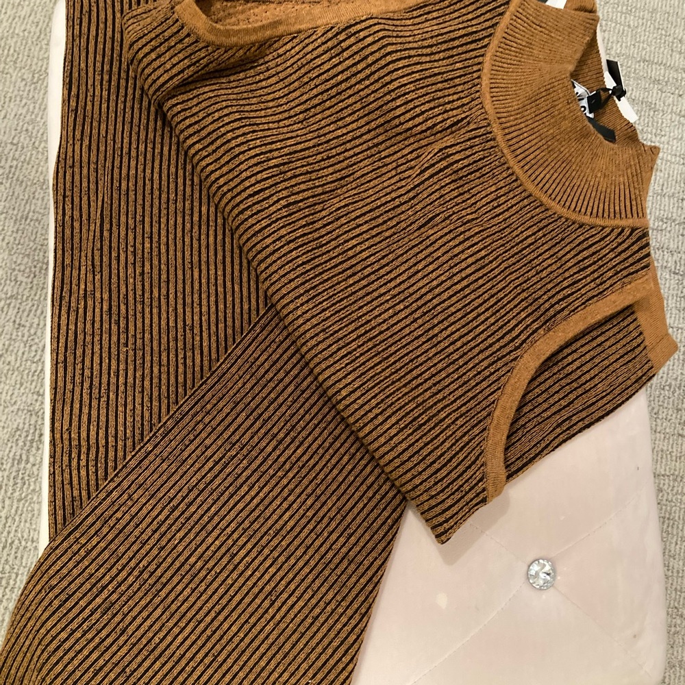 DKNY Jeans Brown and Black Striped Knit Set - Picture 2 of 10